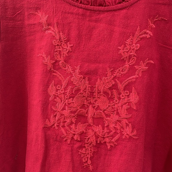 E’Retro red embroidered ruffle neck & sleeves size large NWT - Picture 3 of 7